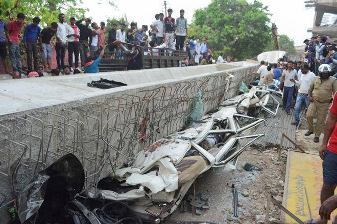 सोशल मीडिया पर वायरल हुआ मोदीनगर पुल क्षति ग्रस्त होने की खबर