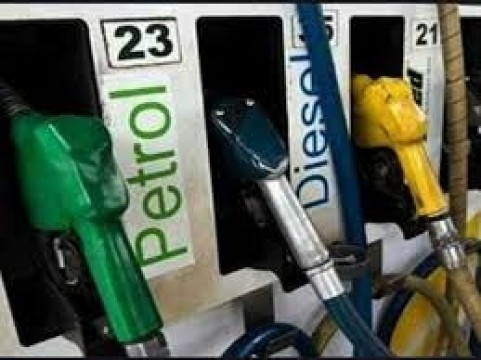 तेल और डीजल पर बढ़ी महंगाई क्यों चुप है मोदी सरकार 4 Petrol Diesel ke rate mai Lagataar 3 Dino se Badhotri gallinews2