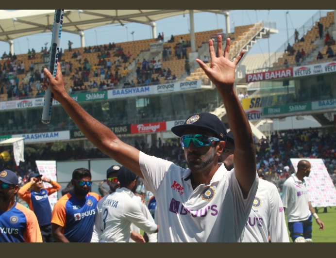 Indian Cricket Team चेन्नई में खेले गये दूसरे टेस्ट मैच में शानदार प्रदर्शन करते हुए भारतीय क्रिकेट टीम ने इंग्लैंड को हराकर मैच जीत लिया। 7 Screenshot 20210216 213233