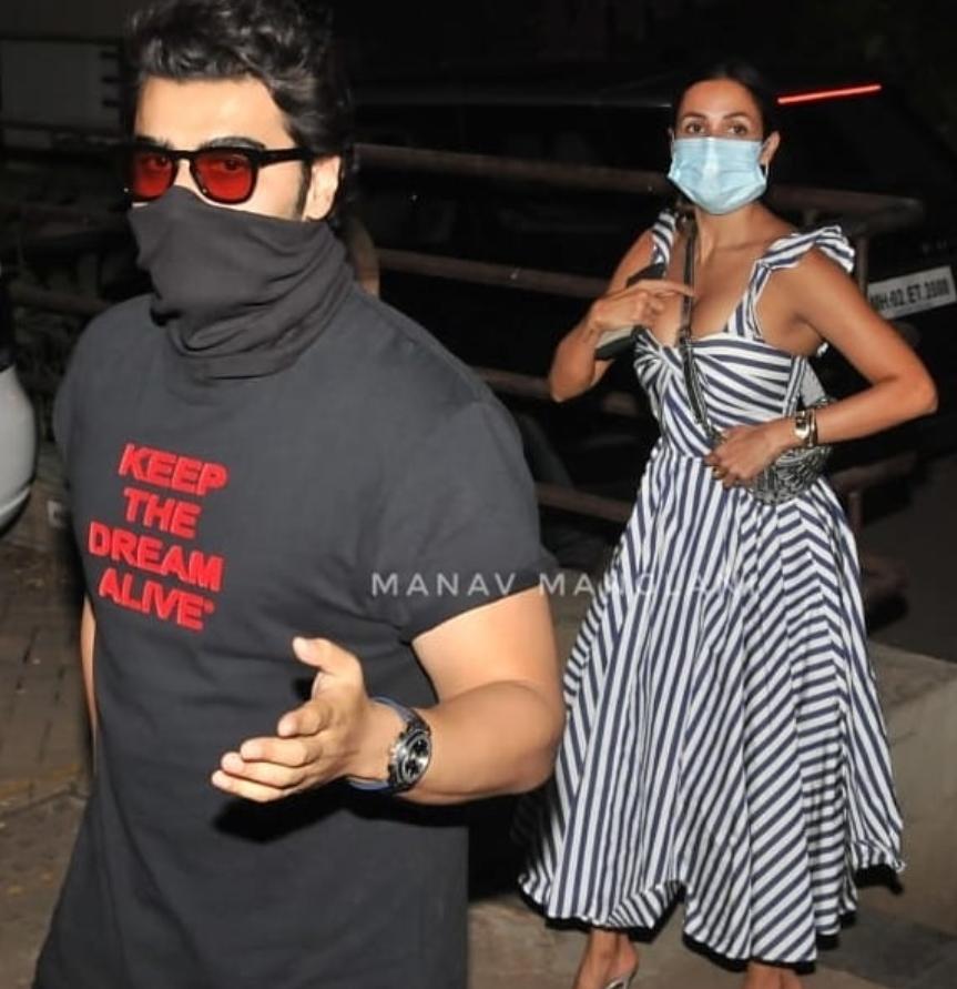 मलाइका अरोड़ा बॉयफ्रेंड अर्जुन कपूर के साथ पहुंचे सैफ अली खान और करीना के घर गुस्से में शख्स को लगाई फटकार| 1 IMG 20210301 WA0001