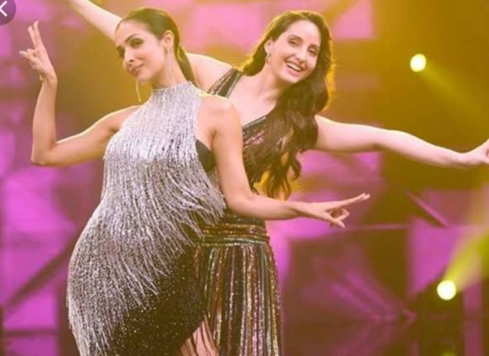 MalaiKa Arora और Nora Fatehi ने एक दूसरे के गाने पर साथ में किया डांस, देखें वीडियो 3 IMG 20210311 213138