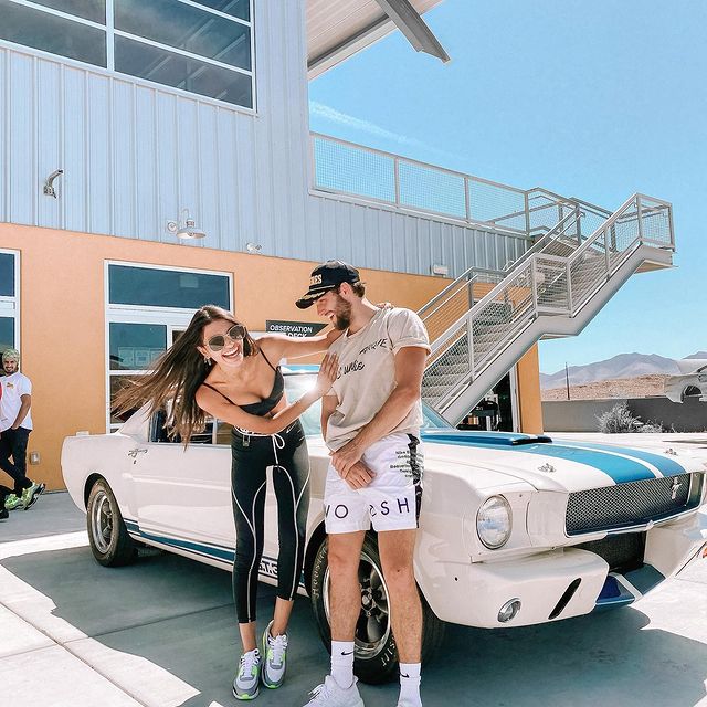 चंकी पांडे की भतीजी भी आजकल सुर्ख़ियों में, डाली bf संग फोटो 7 150182266 2864065197142438 3190923554436358333 n