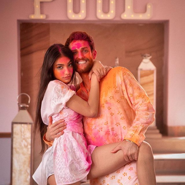 चंकी पांडे की भतीजी भी आजकल सुर्ख़ियों में, डाली bf संग फोटो 22 167744781 992779874588692 5456781227717338421 n