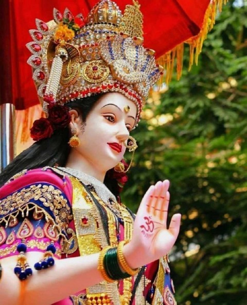 Happy Durga Ashtami 2021: कोरोना से बचाव के लिए अपने मित्रों और सगे सम्बन्धियों को भेजे संदेश! करे माँ के दिव्य रूप का दर्शन 6 beautiful maa durga murti photo images 11604419456rplwuwdjcj
