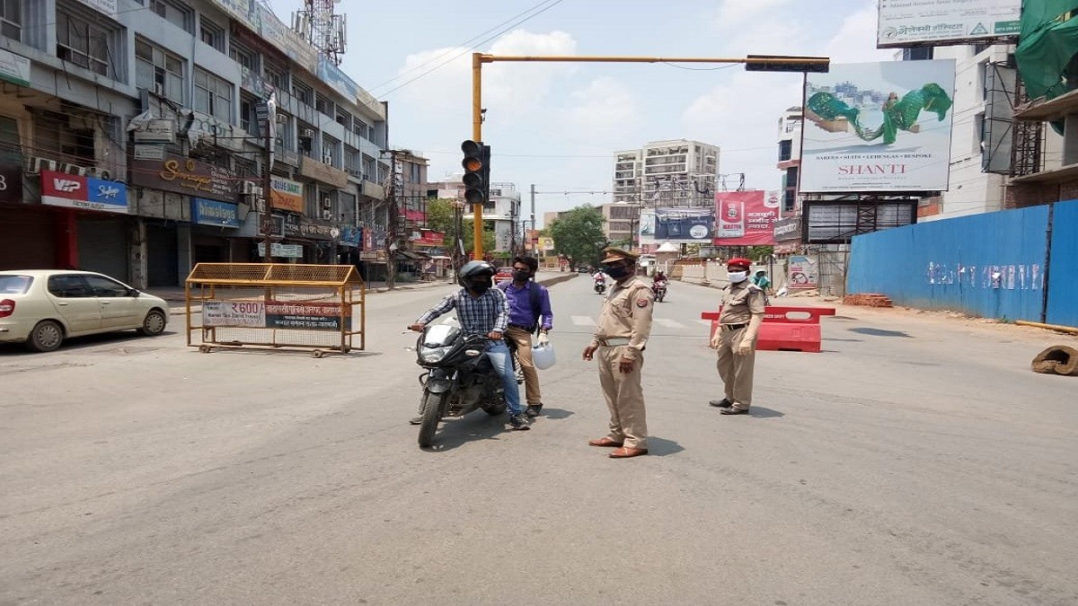 Varanasi lockdown updates में 4 दिन बंदी, weekend लॉकडाउन से दो दिन पहले बंद रहेंगी सभी दुकानें और पूरा बाजार 8 varasni photo 1588093089