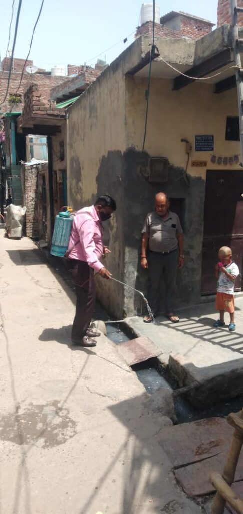 डॉ श्यामा प्रसाद मुखर्जी पर्यावरण पखवाड़े के अंतर्गत आज JU ब्लॉक पीतमपुरा शिव शक्ति मन्दिर के साथ वाले पार्क में वृक्षारोपण कार्यक्रम किए- सुजीत ठाकुर निगम पार्षद 7 10 1