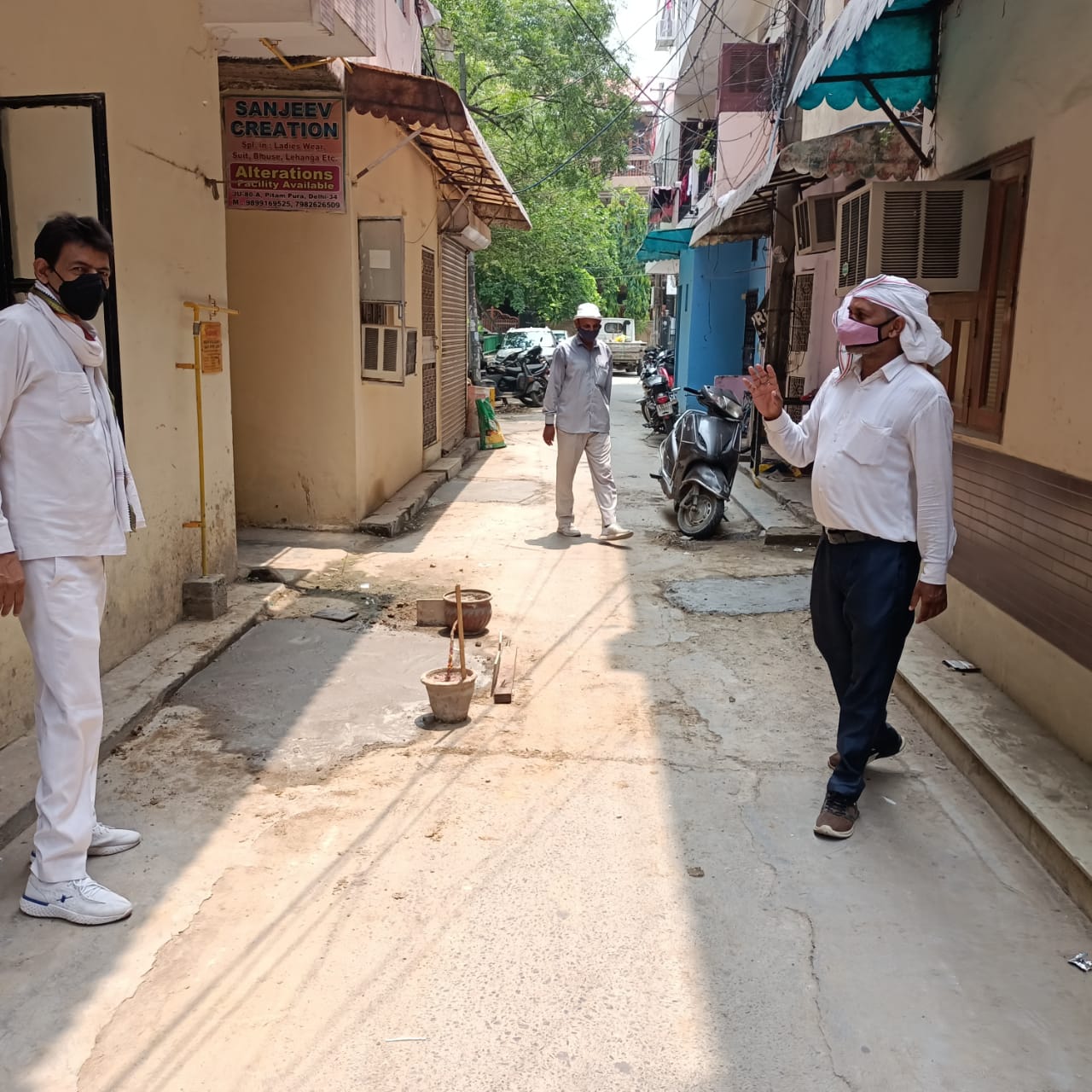 आज 24 जून को JU ब्लॉक पीतमपुरा में वर्क्स विभाग द्वारा गली रिपेयर करवाए- सुजीत ठाकुर निगम पार्षद 2 4 4