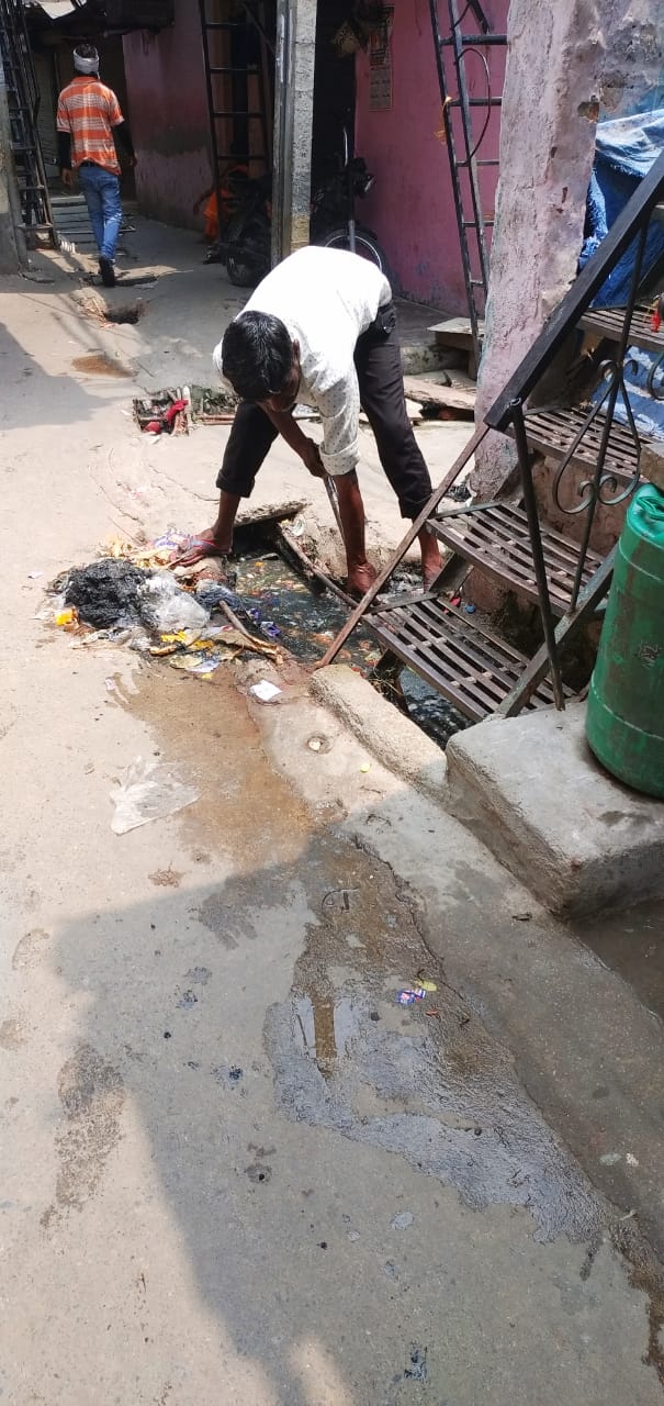 आज 24 जून को JU ब्लॉक पीतमपुरा में वर्क्स विभाग द्वारा गली रिपेयर करवाए- सुजीत ठाकुर निगम पार्षद 8 5 3