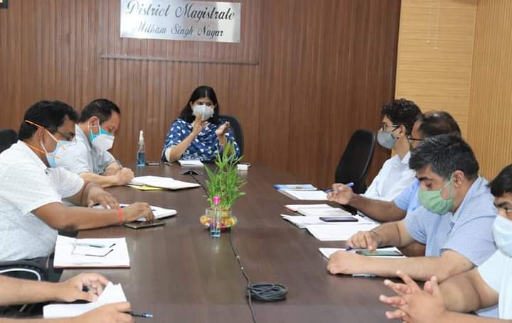 जिलाधिकारी उधमसिंह नगर ने कोरोना संक्रमण से बचाव की प्रगति एवम डेंगू की रोकथाम हेतु किये जा रहे कार्यो की समीक्षा के लिए की सम्बन्धित अधिकारियों के साथ बैठक : 1 FB IMG 1624373273598