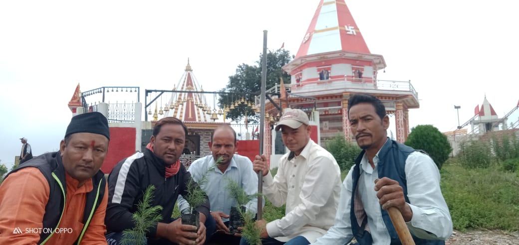 कुमाऊ गढ़वाल के सबसे प्रसिद्ध महाकाली मंदिर में दिनांक 13/08/21 को महाकाली मन्दिर Mahakali Mandir में वृक्षारोपण के साथ भंडारे का आयोजन हुआ ! 4 5dd8838d 339a 48e9 8d9e 6fd15d4c5e0e
