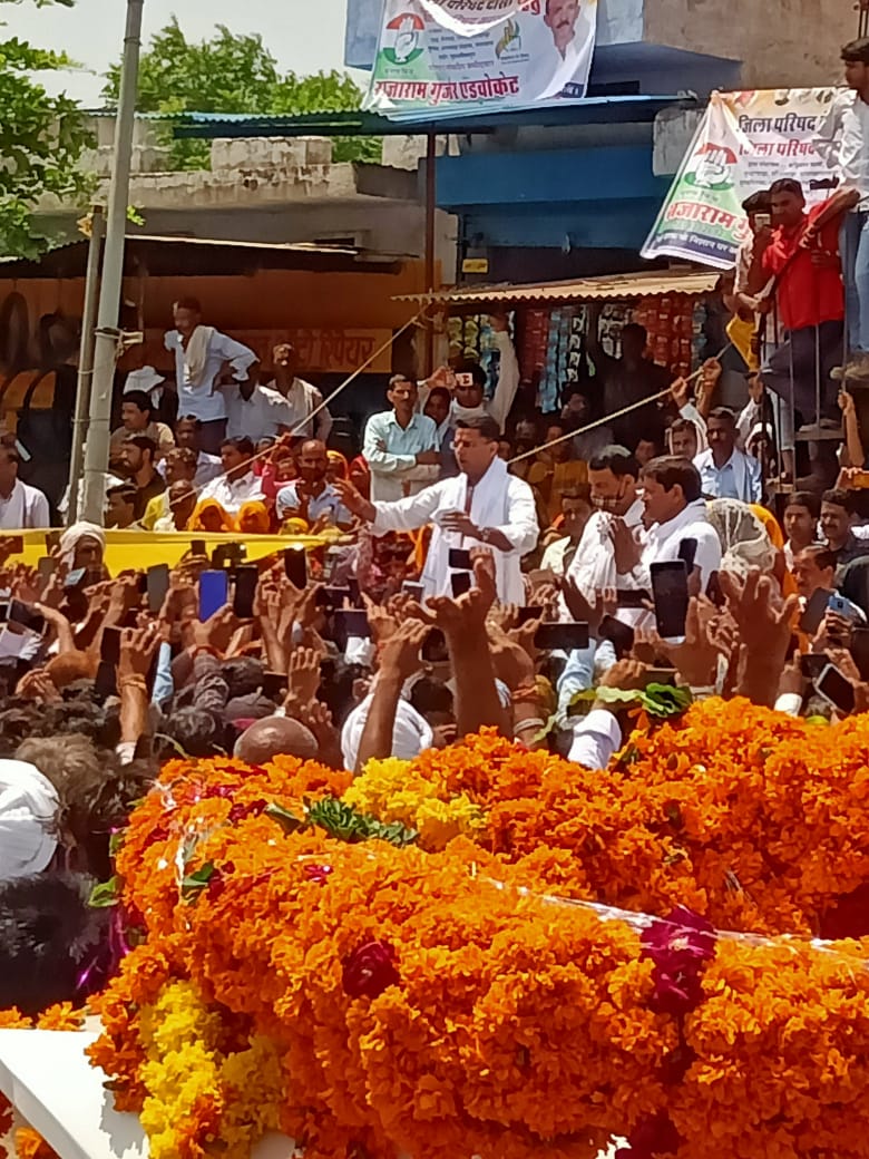 राजस्थान के पूर्व डिप्टी सीएम सचिन पायलट का गूलर चौराया पर ऐतिहासिक स्वागत किया गया