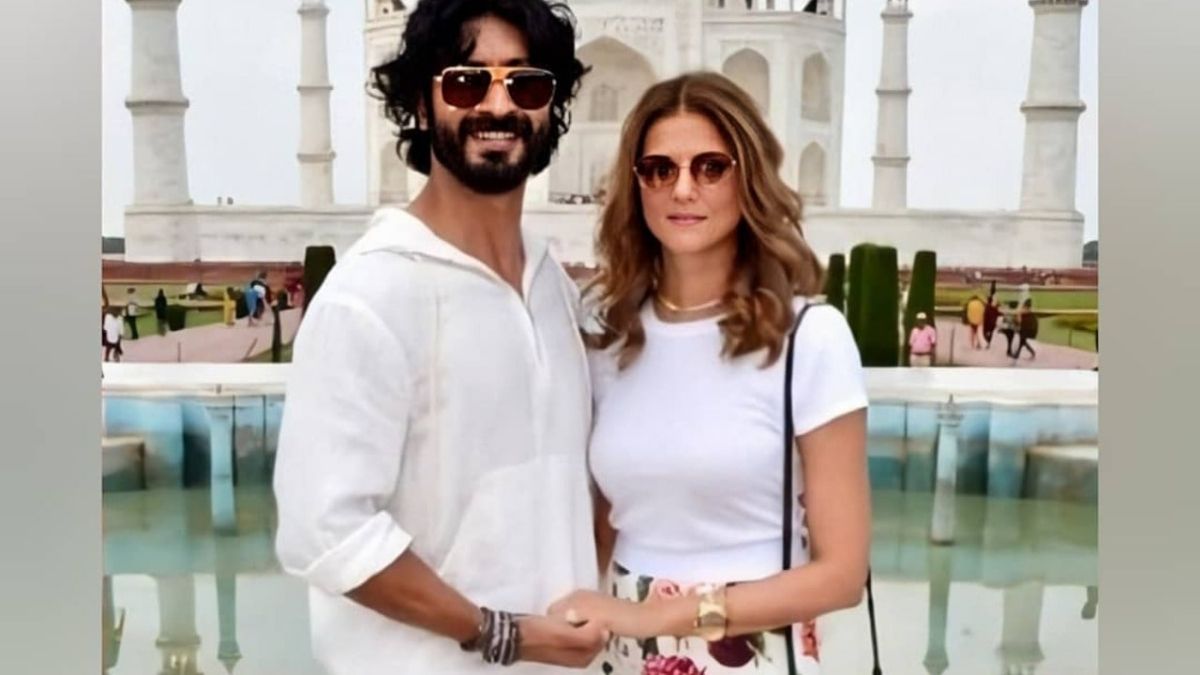 नंदिता मथानी और विद्युत् जममवाल की सगाई, सोशल मीडिआ पर मचा धमाल 9 Untitled design 19