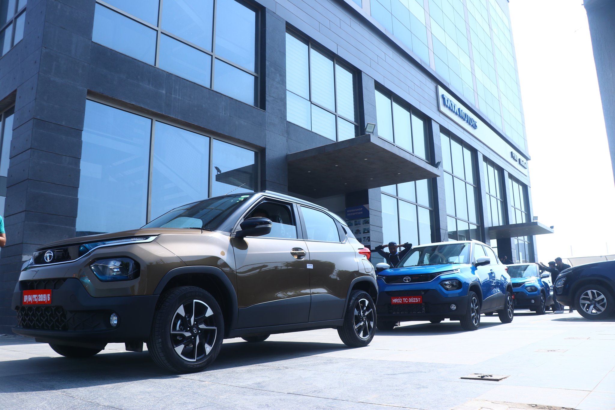 #PUNCHATHON Trending on Twitter 8 FBFW1UsVcAEvSsr