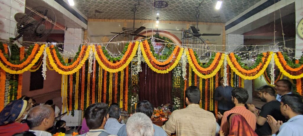 Devotthan Ekadashi Veni Madhav Temple Prayagraj देवोत्थान एकादशी पर वेणी माधव मंदिर प्रयागराज में हुआ नगर देवता का महाभिषेक 11 IMG 20211115 WA0042