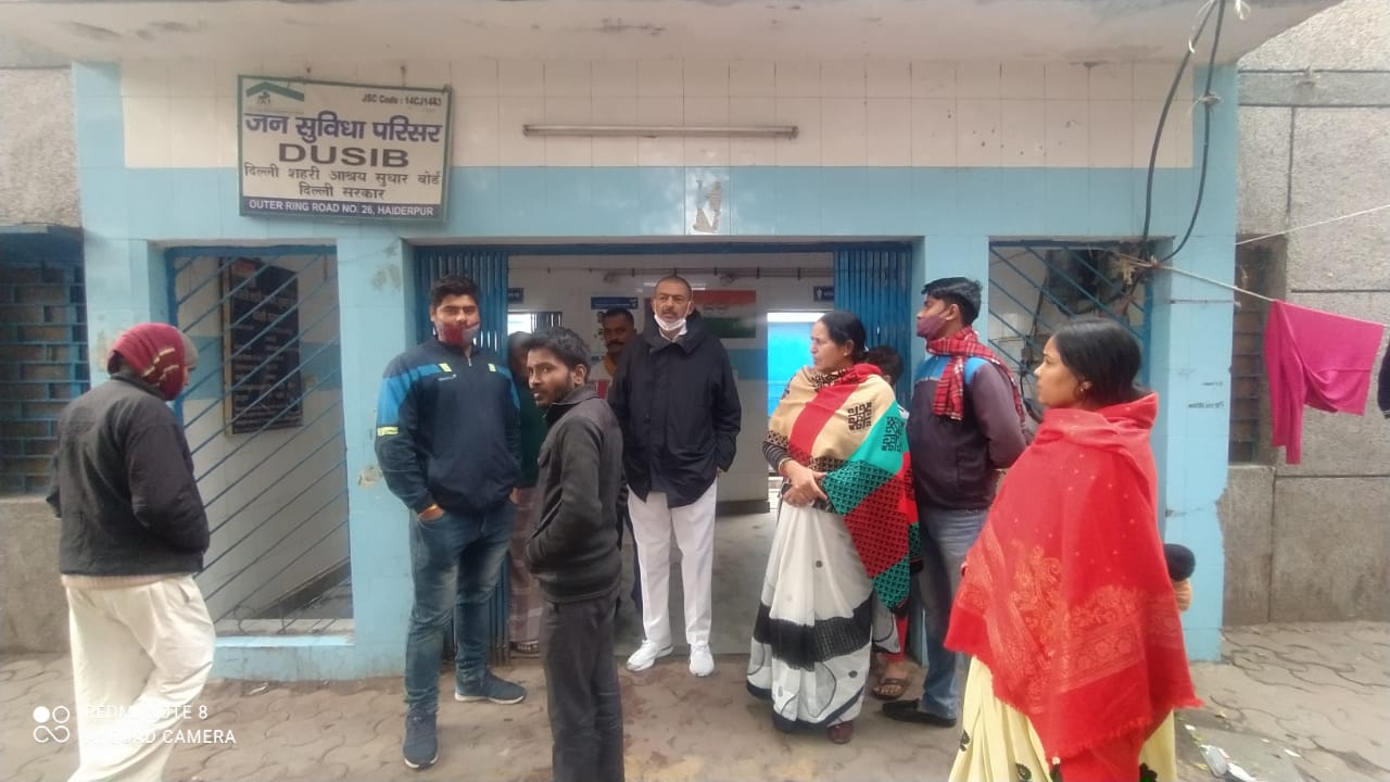 डूसूब के अधिकारियो के साथ, सेवा बस्ती के निवासी व सभी प्रमुख कार्यकर्ता के साथ, रोड न. 26 की सेवा बस्ती का निरिक्षण किया - Sujit Thakur 5 Sujit Thakur