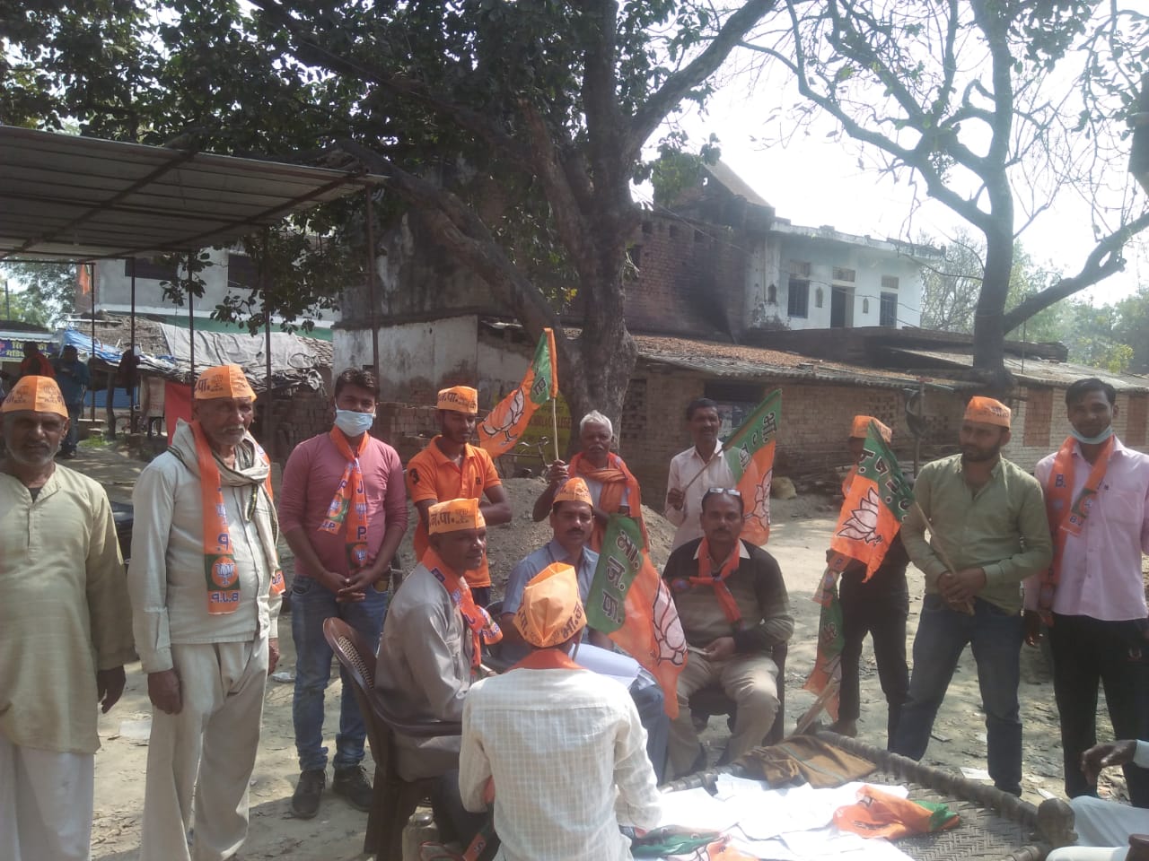 UP Election 2022 - सेक्टर हथिगन, करछना विधानसभा में भाजपा कार्यकर्ताओं के प्रयास से बम्पर वोटिंग 5 IMG 20220227 WA0031