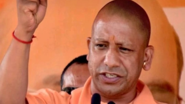 एक्शन में CM योगी, प्रशासनिक महकमे में होने जा रहा बड़ा फेरबदल