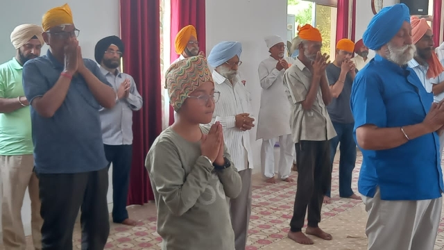 नैनी गुरुद्वारा संगत में खालसा पंथ का सृजना दिवस”बैसाखी”पर्व बड़ीश्रद्धा एवं सत्कार से मनाया गयाl