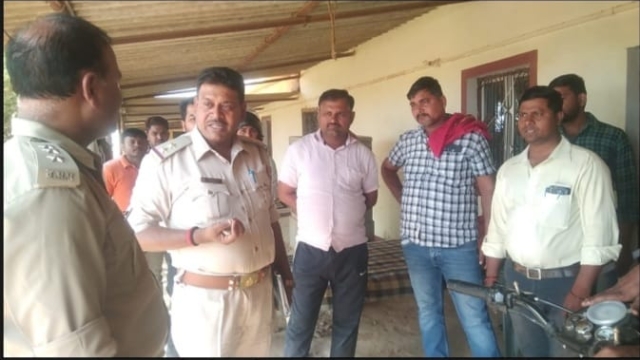 प्रयागराज जिले के मेजा तहसील के अंतर्गत भटौती क्रेशर प्लांट के पास खदान में करोड़ों के हीरे मिलने की सूचना