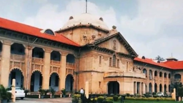 69000 शिक्षक भर्ती मामला: HC ने गैर विज्ञापित पदों की चयन प्रक्रिया रोकी