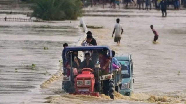 कई राज्यों में आफत, 7 की मौत, मुश्किल में लाखों लोग