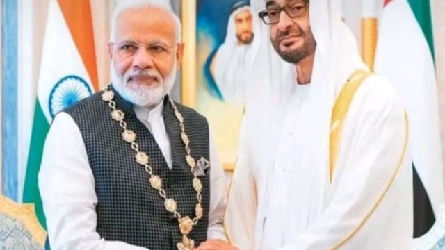मोदी सरकार के फैसले से UAE के सामने आयाबड़ा संकट