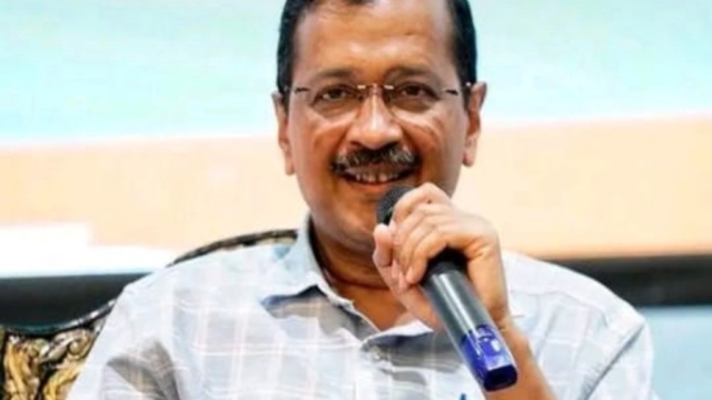 गुजरात में सरकार बनने पर 300 यूनिट मुफ्त बिजली, पुराने बिल माफ- केजरीवाल