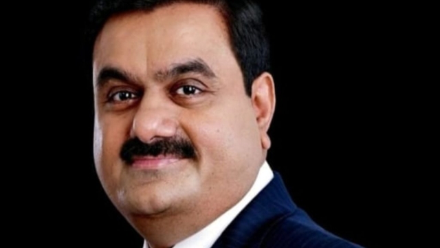 टेलीकॉम सेक्टर में उतरने की तैयारी में अडानी ग्रुप अडानी ग्रुप अब टेलीकॉम सेक्टर में भी