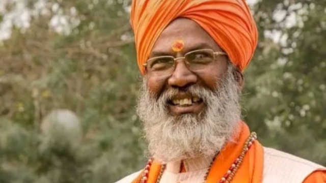 नूपुर शर्मा के बचाव में उतरे BJP सांसद साक्षीमहाराज