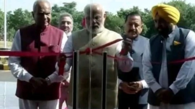 PM ने पंजाब को दिया तोहफा, लोगों को समर्पित किया होमी भाभा कैंसर अस्पताल