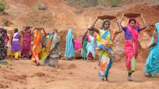 UP में कामकाजी महिलाओं की संख्या पुरुषों सेज्यादा