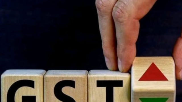 अतिथि विद्वान और कवियों पर लगाया 18% GST