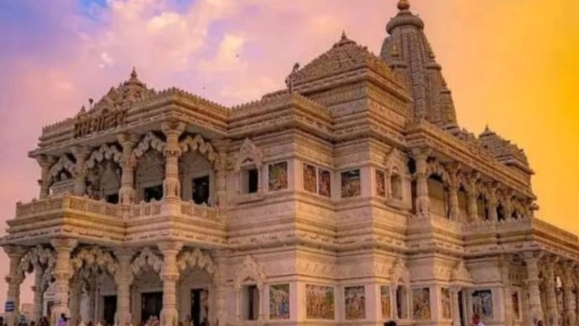 काशी की तरह बनेगा वृंदावन कॉरिडोर, योजना पर चल रहा काम