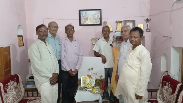 घर घर में एक रामायण हो राम कथा का पारायण हो…. रामलोचन सांवरिया