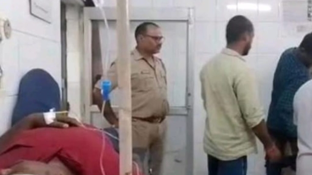 चंदौली पुलिस टीम पर लाठी-डंडे से हमला, दारोगा समेत 6 पुलिसकर्मी घायल