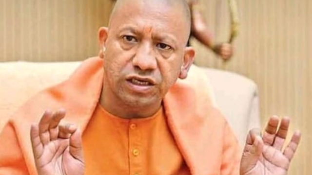 ध्वस्त यातायात व्यवस्था मामले में हटाए गए पवन गौतम, 4 अधिकारियों के तबादले