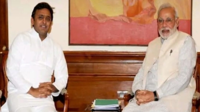 पीएम नरेंद्र मोदी को मिला अखिलेश यादव का साथ!