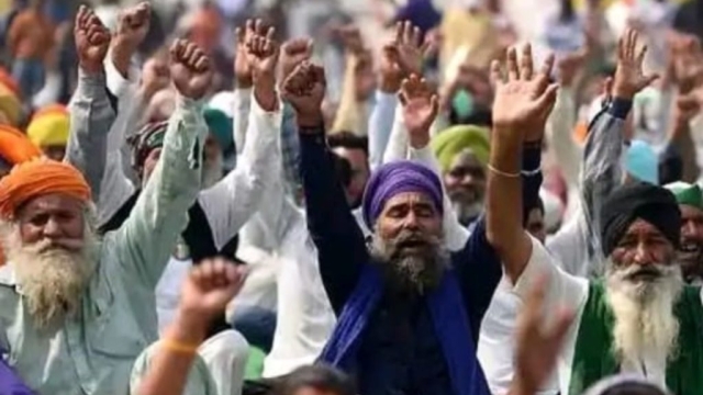 पंजाब के किसान ट्रेन- बसों से दिल्ली रवाना, जंतर मंतर पर देंगे धरना