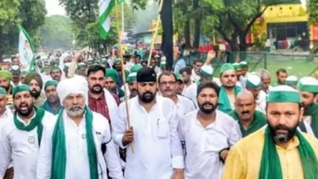 राकेश टिकैत के धरने का दूसरा दिन, बोले- अपना दिमाग ठीक कर ले प्रशासन
