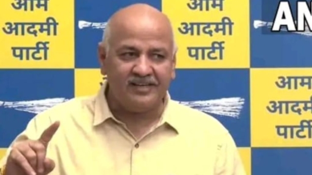 सिसोदिया का आरोप, BJP से आया पार्टी में शामिल होने का मैसेज