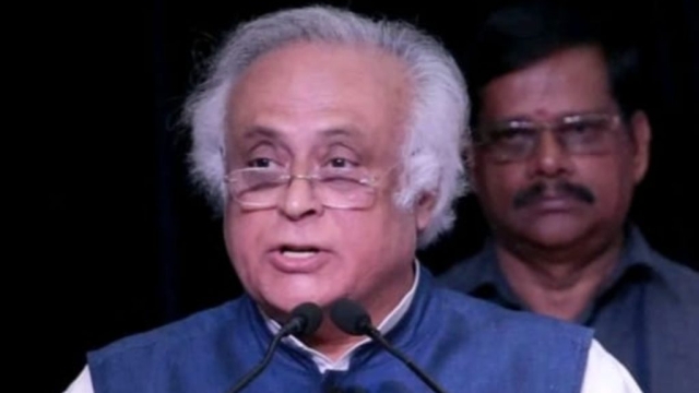 INS विक्रांत का श्रेय लेने को लेकर जयराम रमेश ने किया ट्वीट