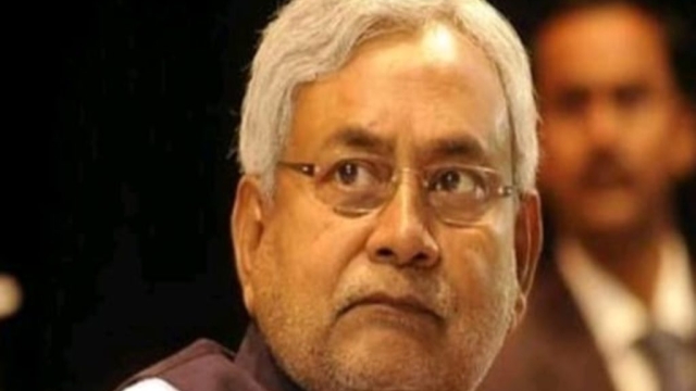 नीतीश का PM मोदी को तीखा जवाब, कहा दूसरे राज्यों में क्या हो रहा विचार करें