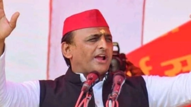 अखिलेश ने दुर्गाजी से मांगी मन्नत, बोले- जो सत्ता में हैं वो सच बोलने लगें